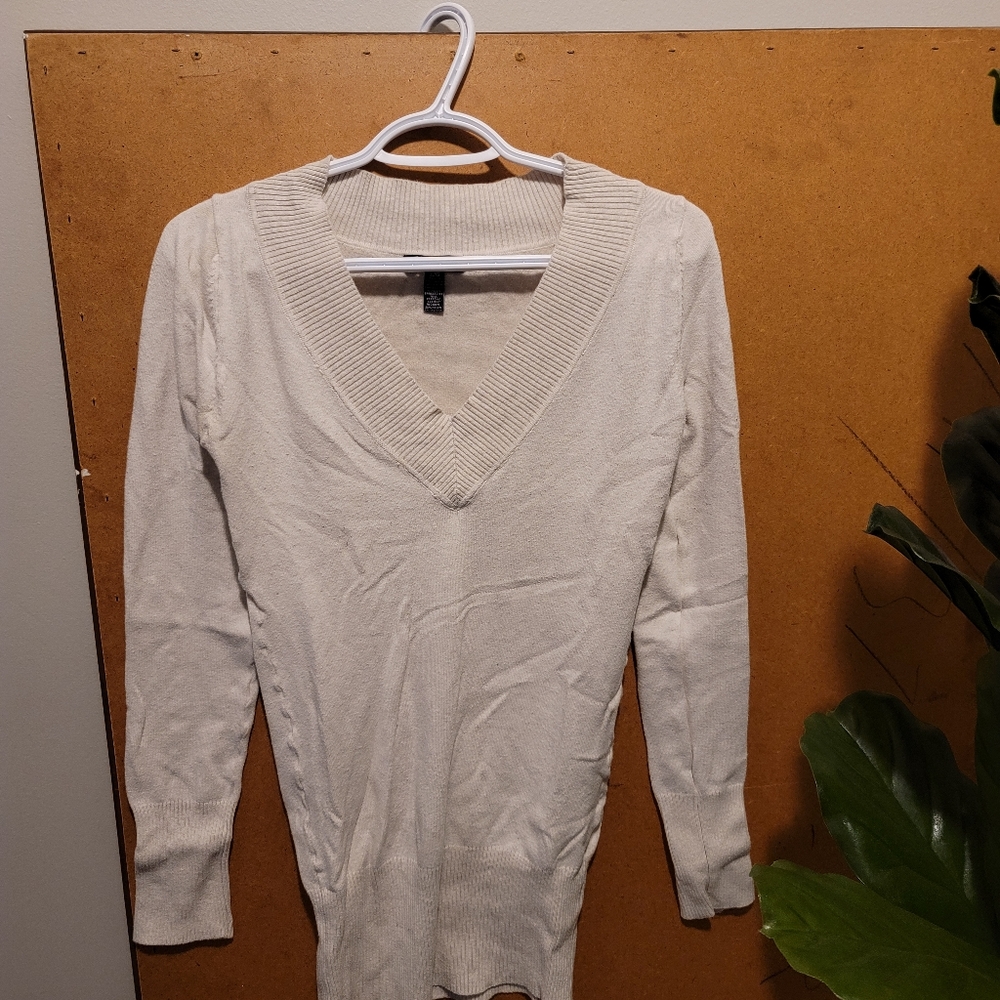 V-neck sweater